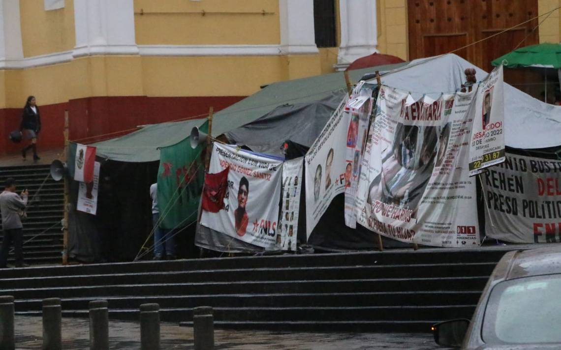 Campamento Del Fnls ¡no Se Va Exigen Esclarecer Ejecución De Un Compañero Diario De Xalapa 5735